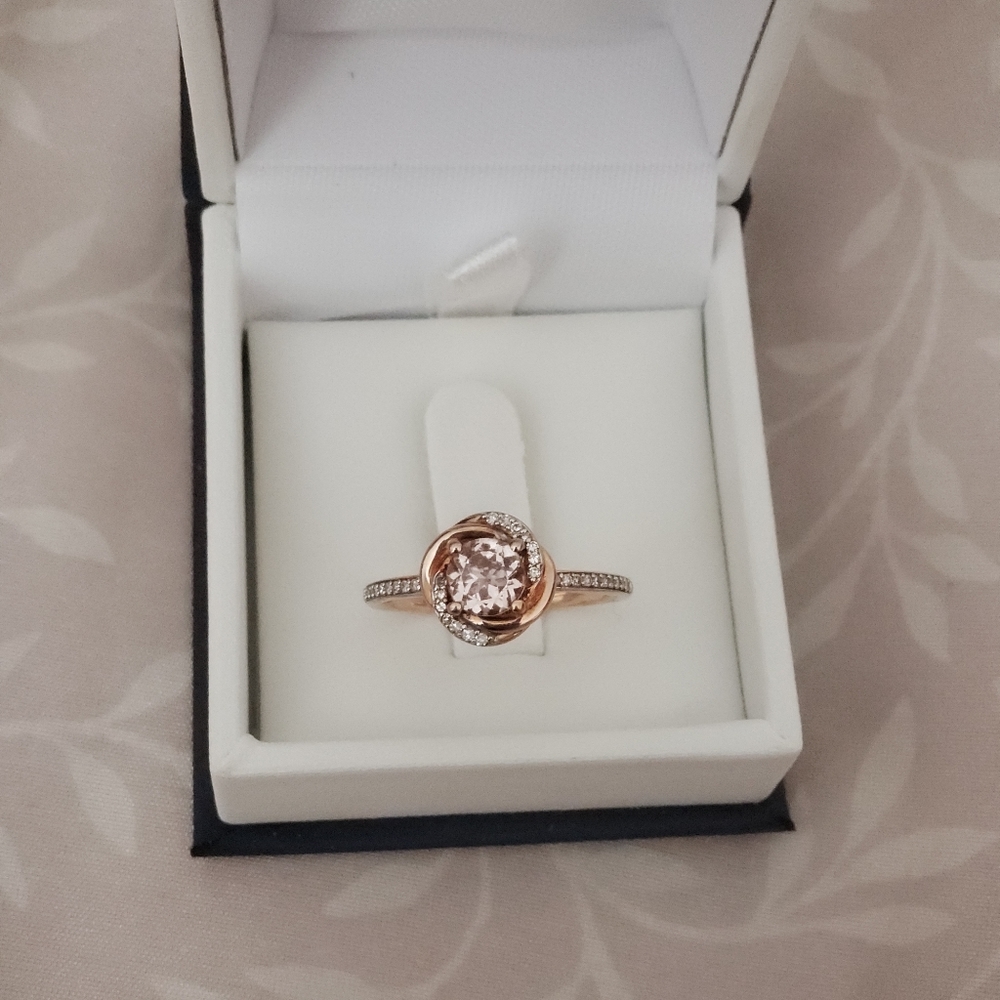 Tangelo 10K Rose gold Morganite ring Size 9
